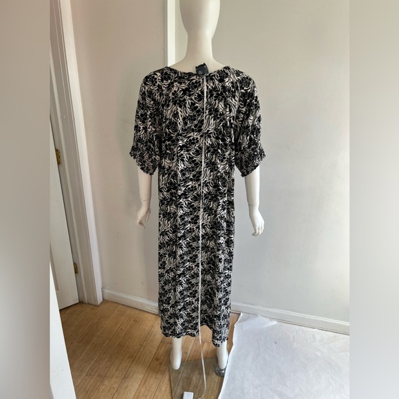 Arket  Kaftan Maxi Dress V-neck Size EU 38 US 8 Floral Black White Short Sleeve - Picture 6 of 10